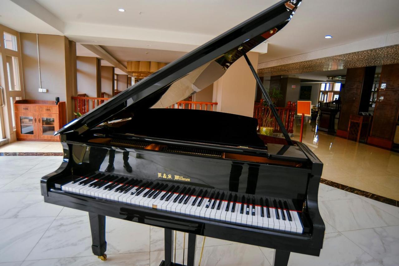 M hotel Kigali Buitenkant foto